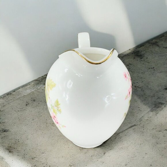 Hutschenreuther Selb LHS Bavaria Germany Porcelain Painted Small Pitcher Creamer - Picture 3 of 15